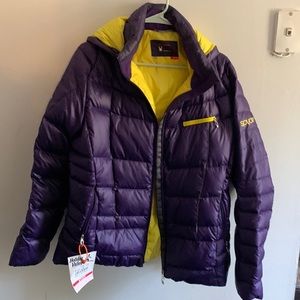Very warm ski jacket, worn few times
